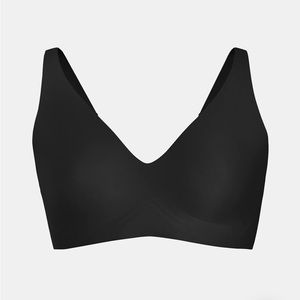 Knix Revolution Bra, new with tags, XS, black